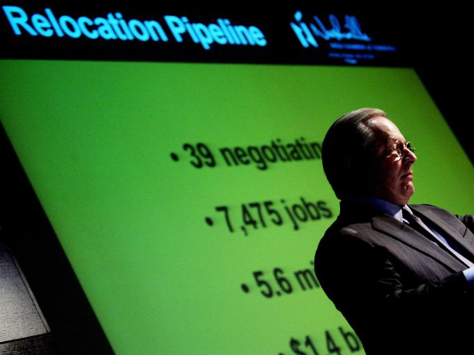 Jack Bovender, chairman and CEO of HCA, speaks at the Partnership 2010 investor meeting at the Frist Center for the Visual Arts on Jan. 17, 2008